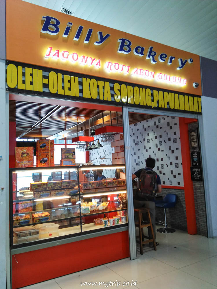 KE RAJA AMPAT BELI OLEHOLEH APA? INI 12 DAFTARNYA!